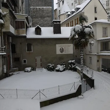 Saint-charles 2*