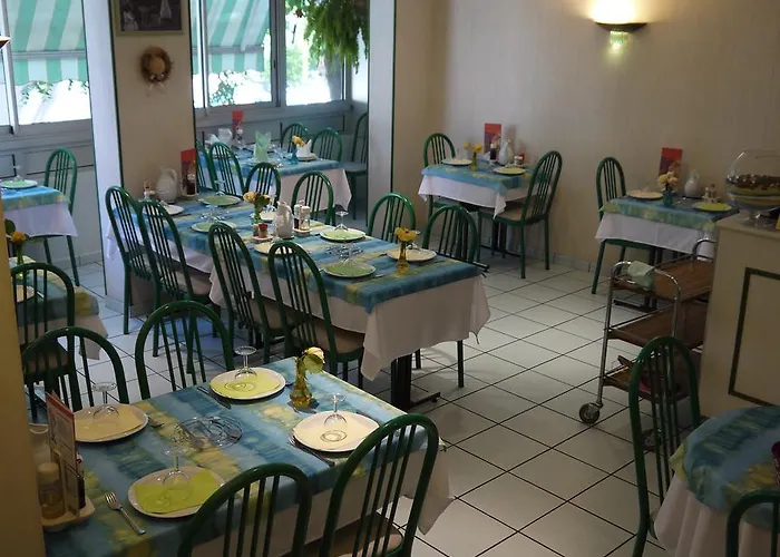 Saint-charles Hotel 2*